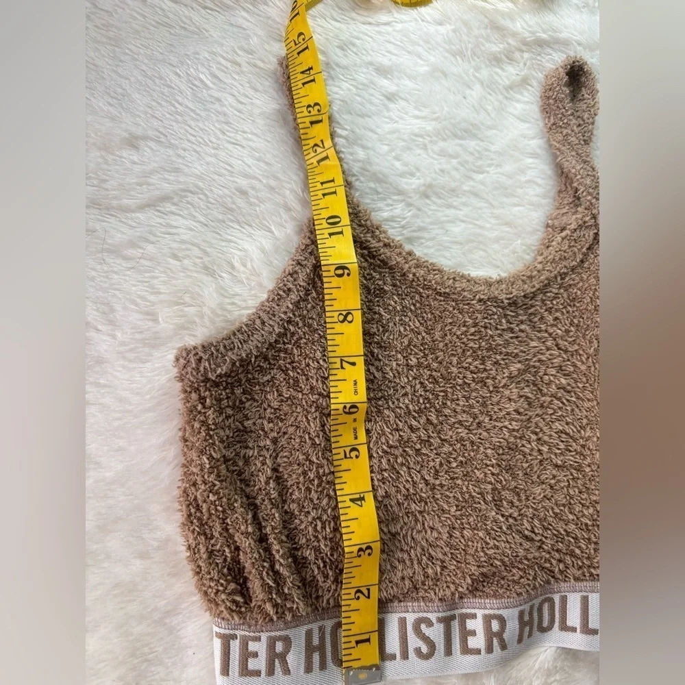 Sleep fuzzy tan crop tank top from Hollister size XS - Picture 5 of 5